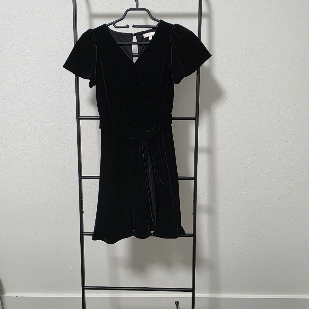 Elegant Black Velvet Dress